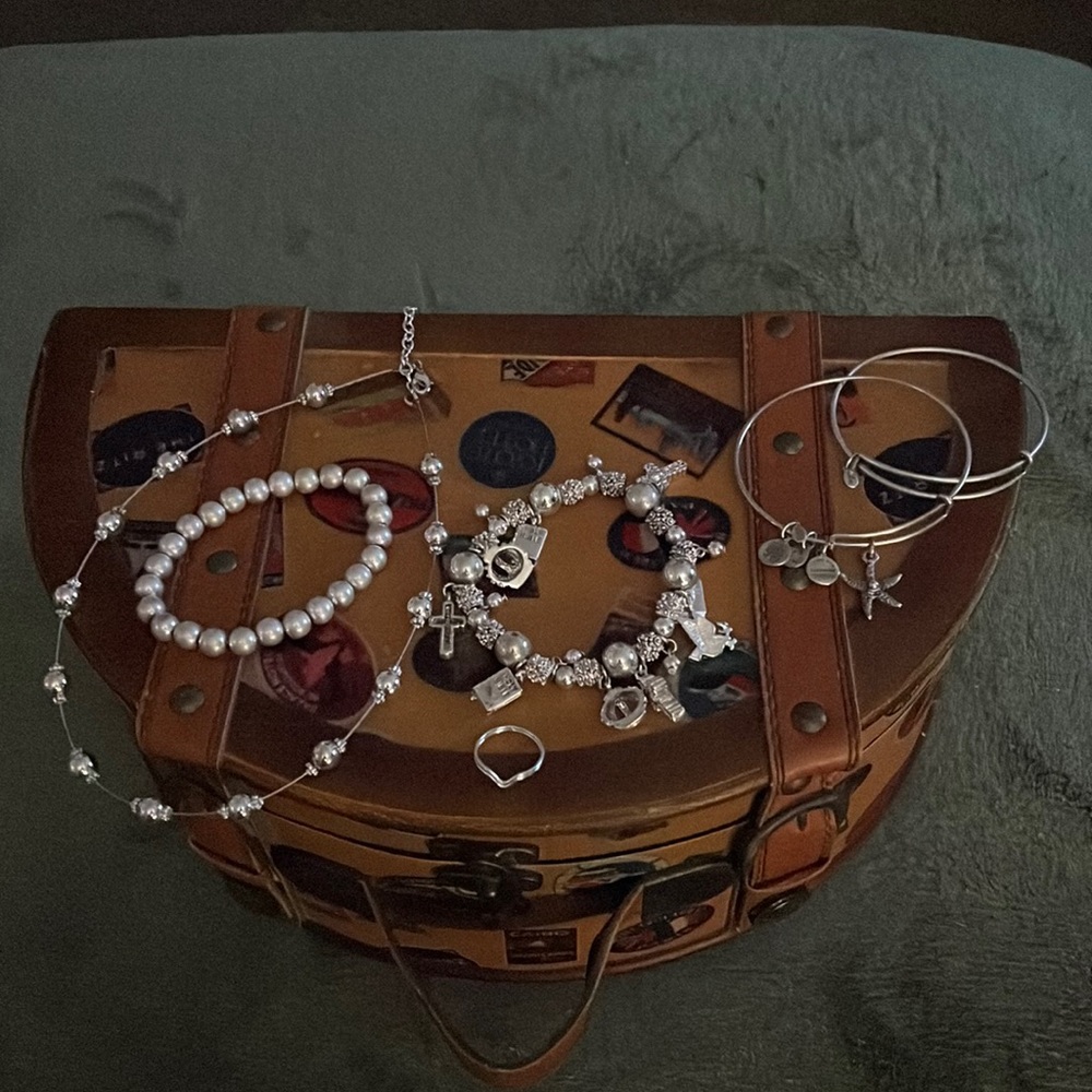 Bundle or silver color jewelry